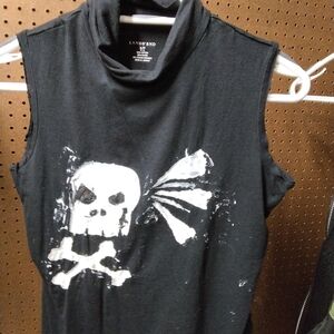 Black Skull Graphic Sleeveless Top